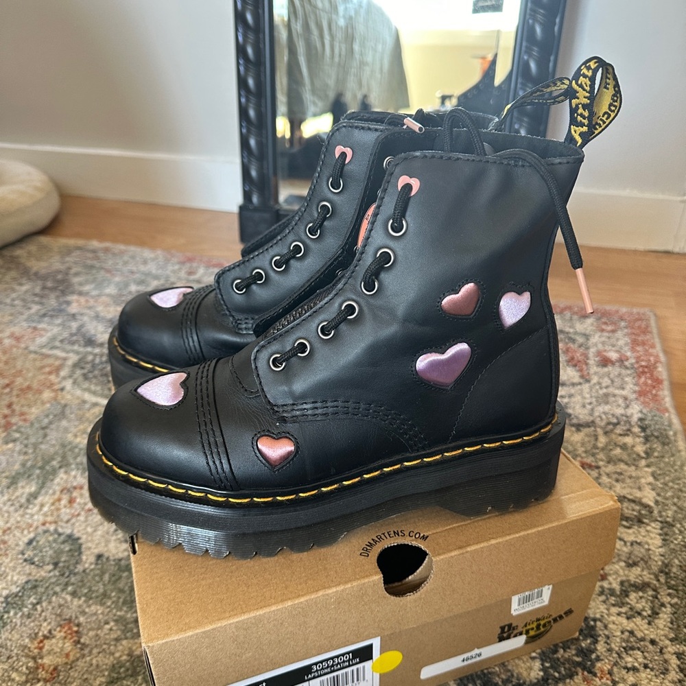 Dr martens Sinclair heart
